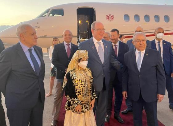 H.S.H. Prince Albert II on his arrival in Oran. (Photo DR)